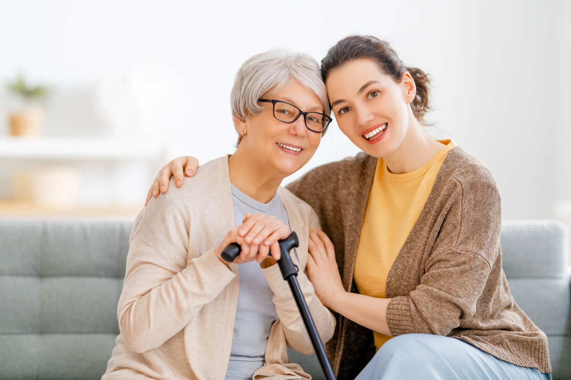 happy-patient-and-caregiver-2021-08-31-01-09-42-utc.webp
